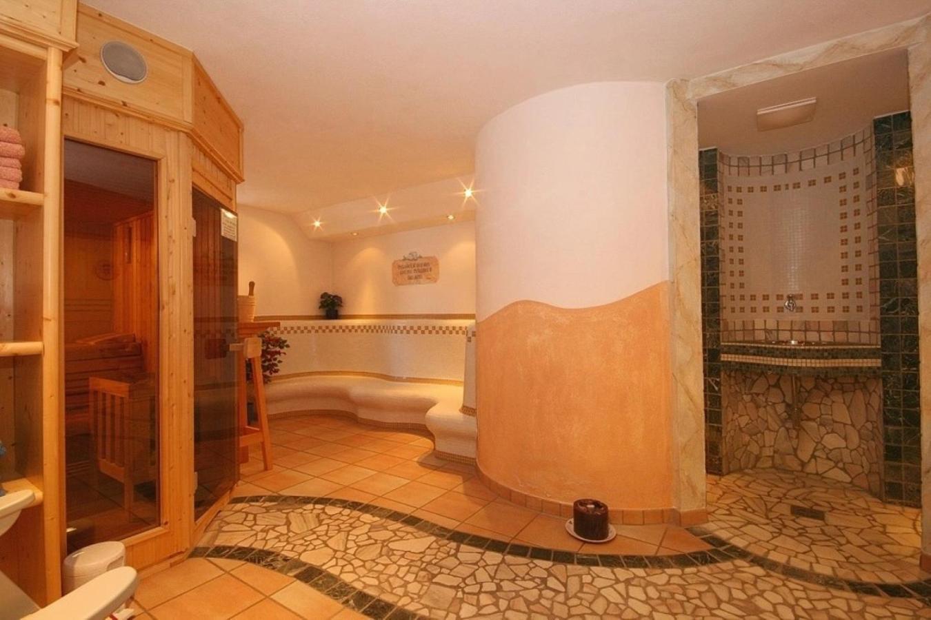 שלאדמינג Hotel Cafe' Hermann מראה חיצוני תמונה